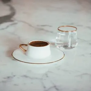 Damla Sakızlı Türk Kahvesi