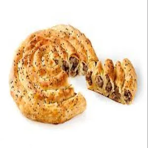 Kıymalı Börek